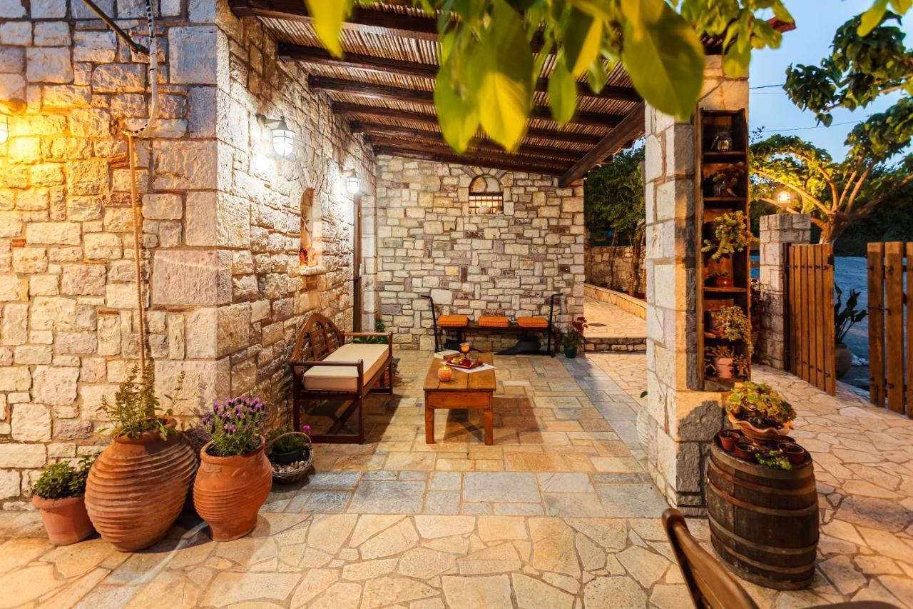 Petalidi Olive Garden Stone House Near The Beach Exteriör bild