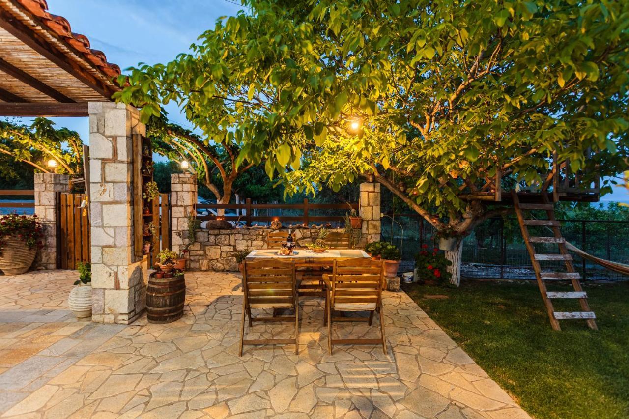 Petalidi Olive Garden Stone House Near The Beach Exteriör bild