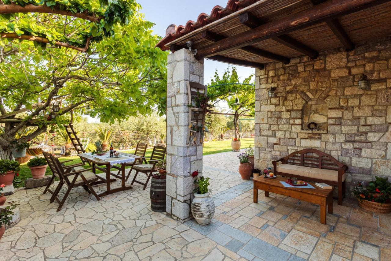 Petalidi Olive Garden Stone House Near The Beach Exteriör bild